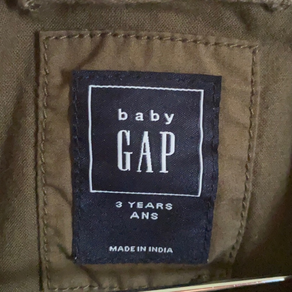 BabyGap Utility Jacket - Picture 3 of 4